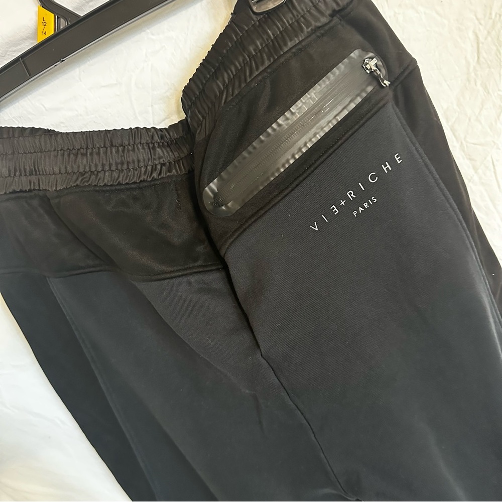 Paris Men's Black Jogger Sweatpants - Picture 7 of 11